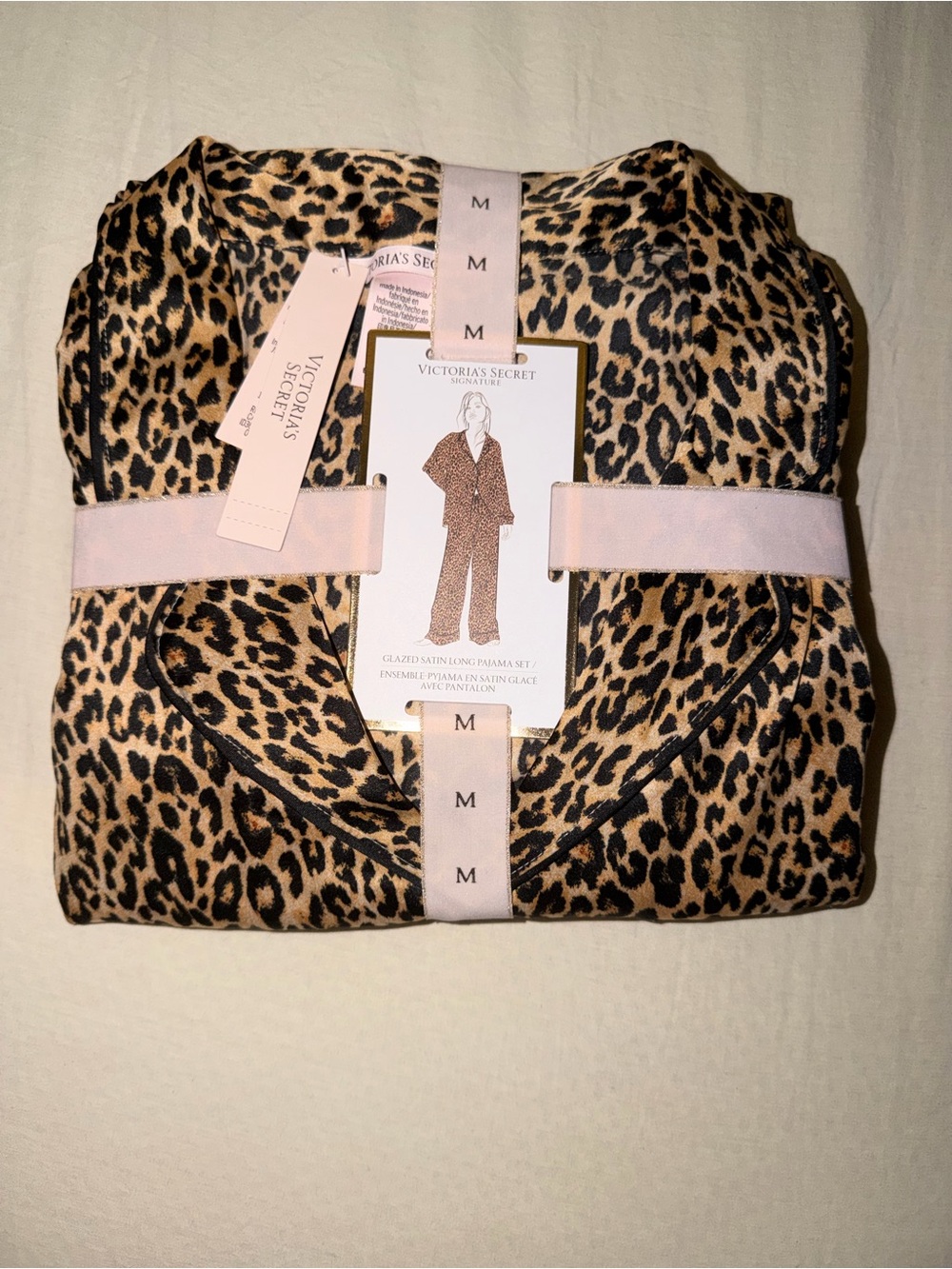 Victoria’s Secret Glazed Satin Pajama Set Leopard 🐆